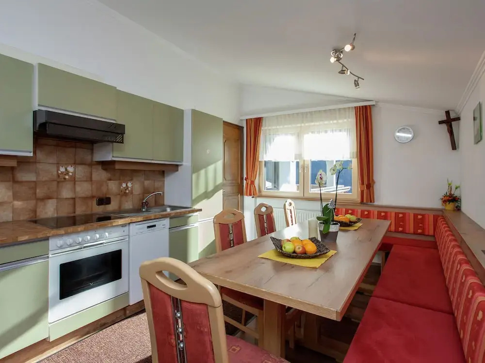 Cozy Apartment in Tyrol With Balcony and Mountain View