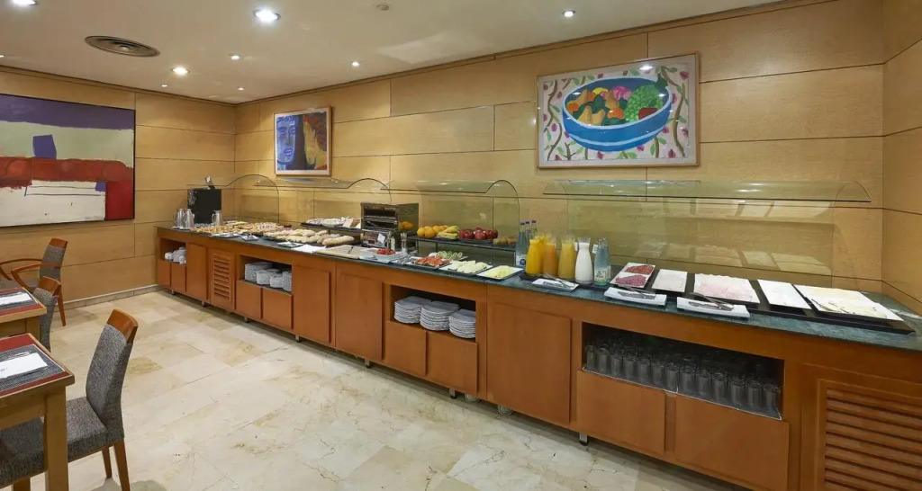 iStay by NH Zaragoza Sport Hotel