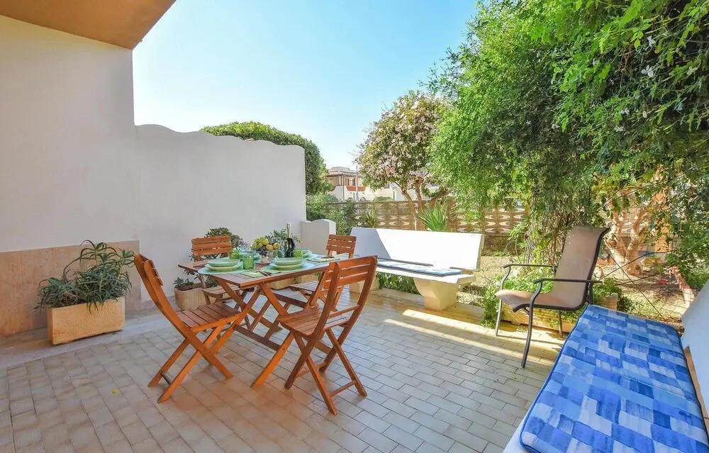 Beautiful Home in Alcamo With Wifi and 3 Bedrooms