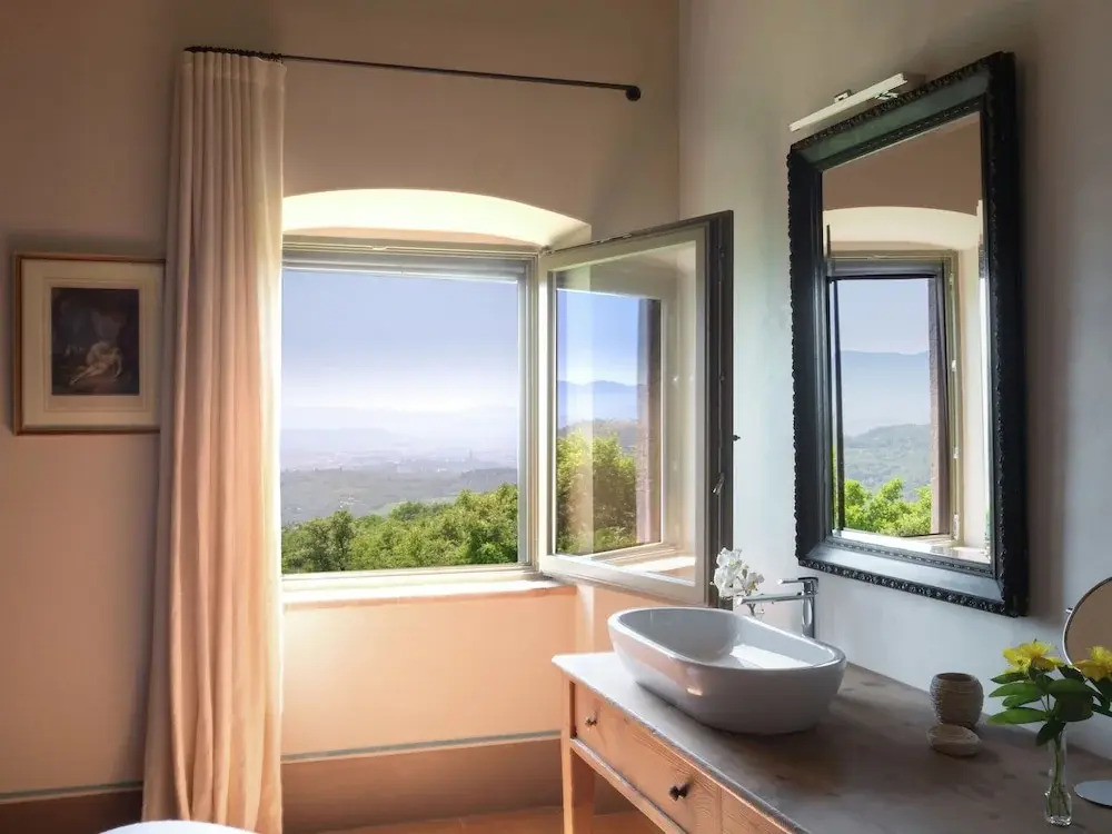 Villa in Tuscany with Organic Wine Estate