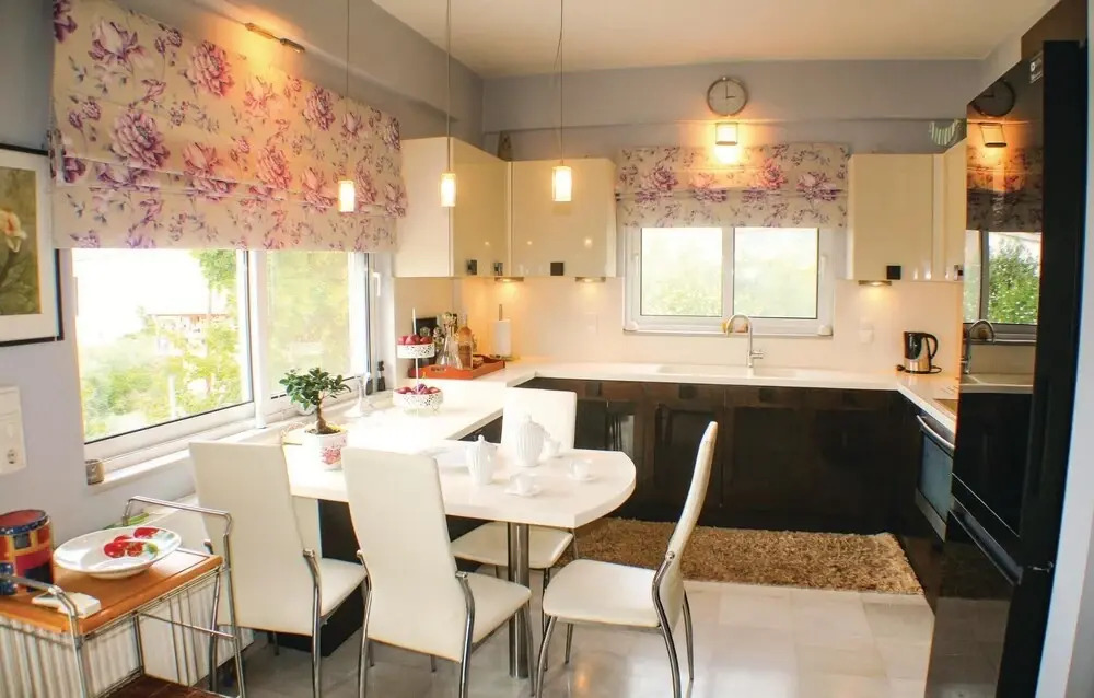 Nice Home in Mikra Mantineia With Wifi and 4 Bedrooms