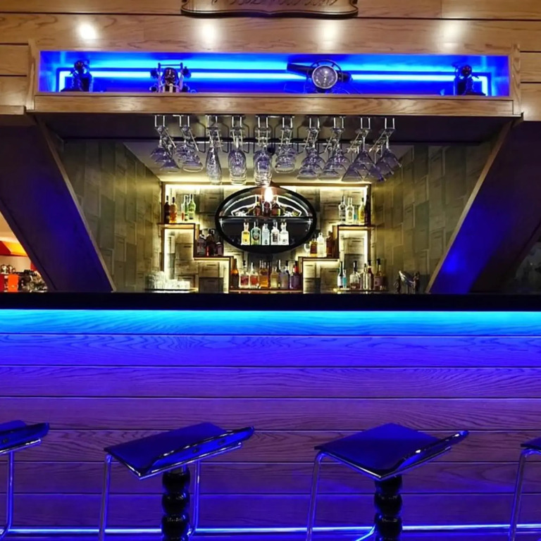 Endglory Hotel