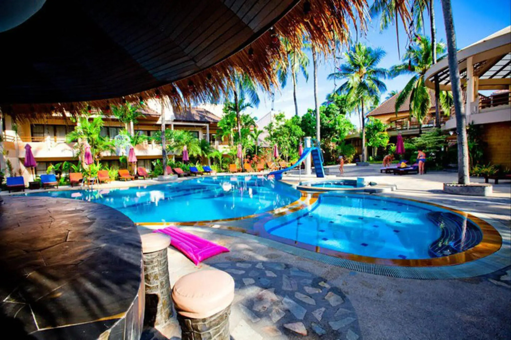 ZEN Premium Prachanukroh Patong Beach