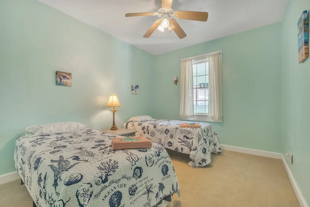 Manor And Mutts #1 4 Bedroom Cottage by RedAwning