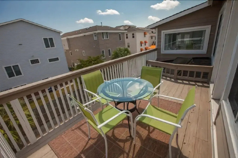 William B. Virginia Beach - 6 Br Home
