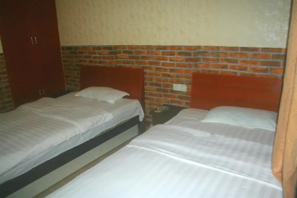 Hongming Business Hotel