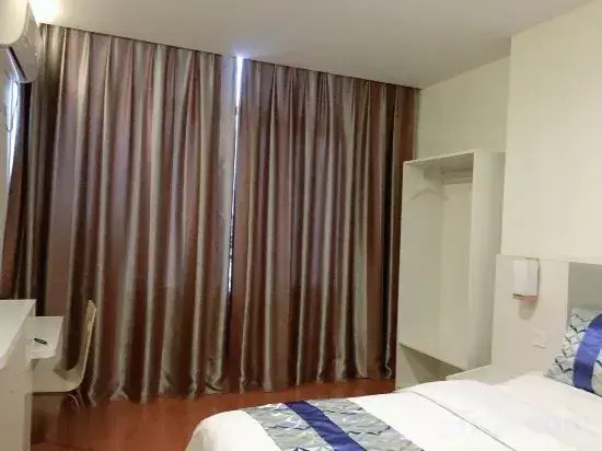 Liuan Haoting Express Hotel