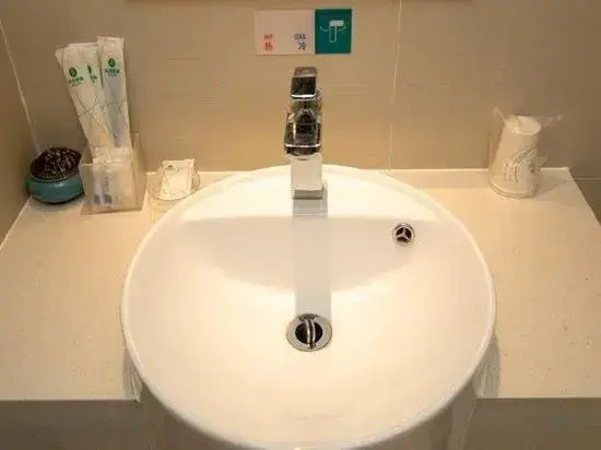 Season flower HOTEL (Yulin Hongjin Mall Branch)