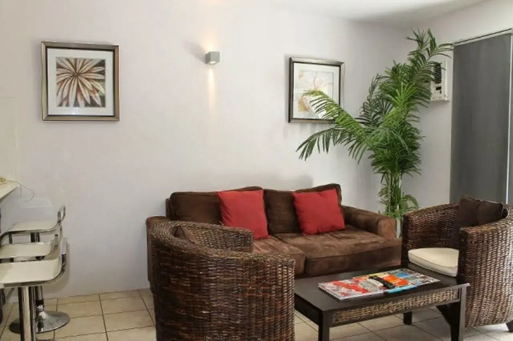 Reef Gateway Apartments