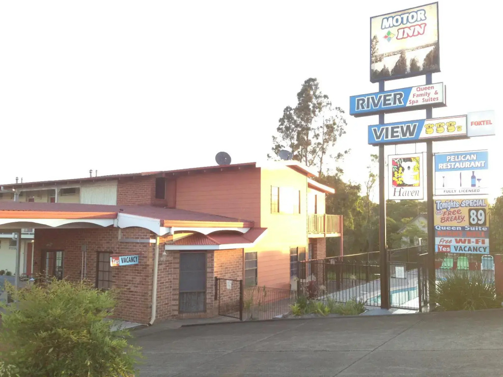 Riverview Motor Inn