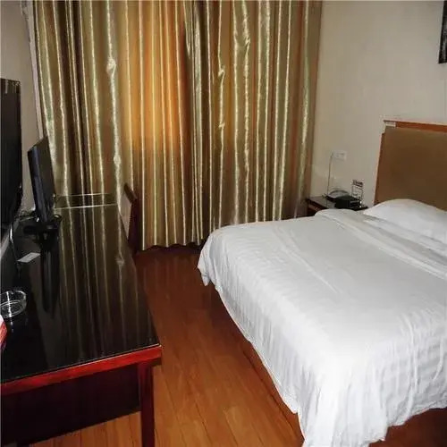 Junjia Bayisi Hotel