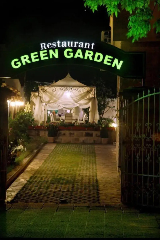 Hotel Green Garden