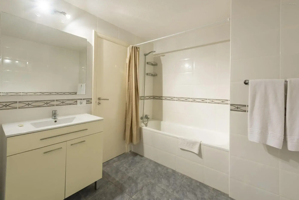 Castle Harbour Holiday Home Heated Pool Views by LoveTenerife