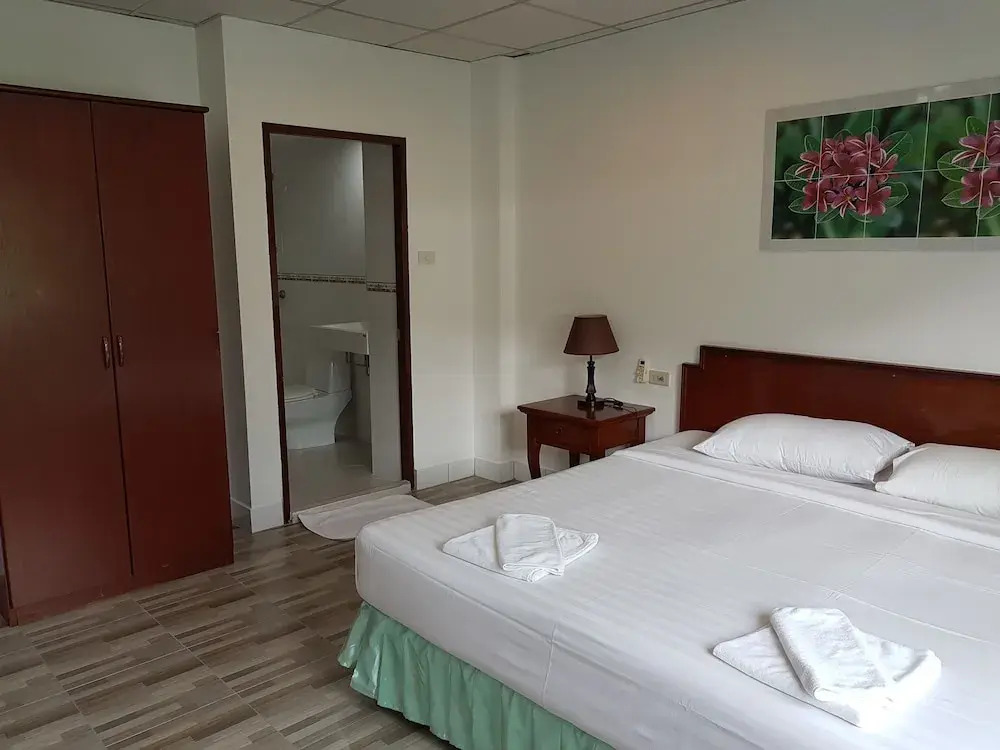 Welcome Inn Hotel Karon Beach Double Room From Only 600 Baht