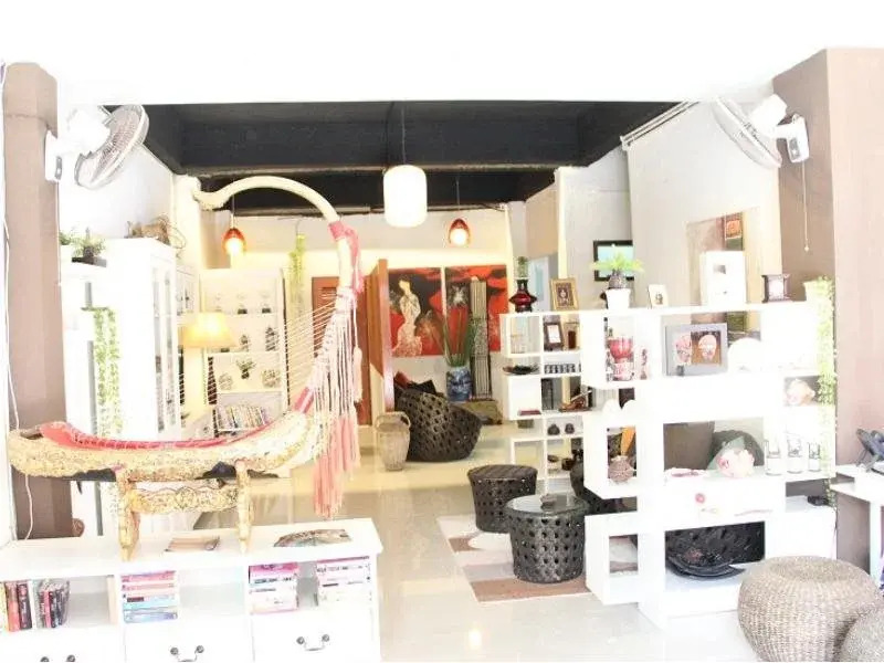 Mam Hostel