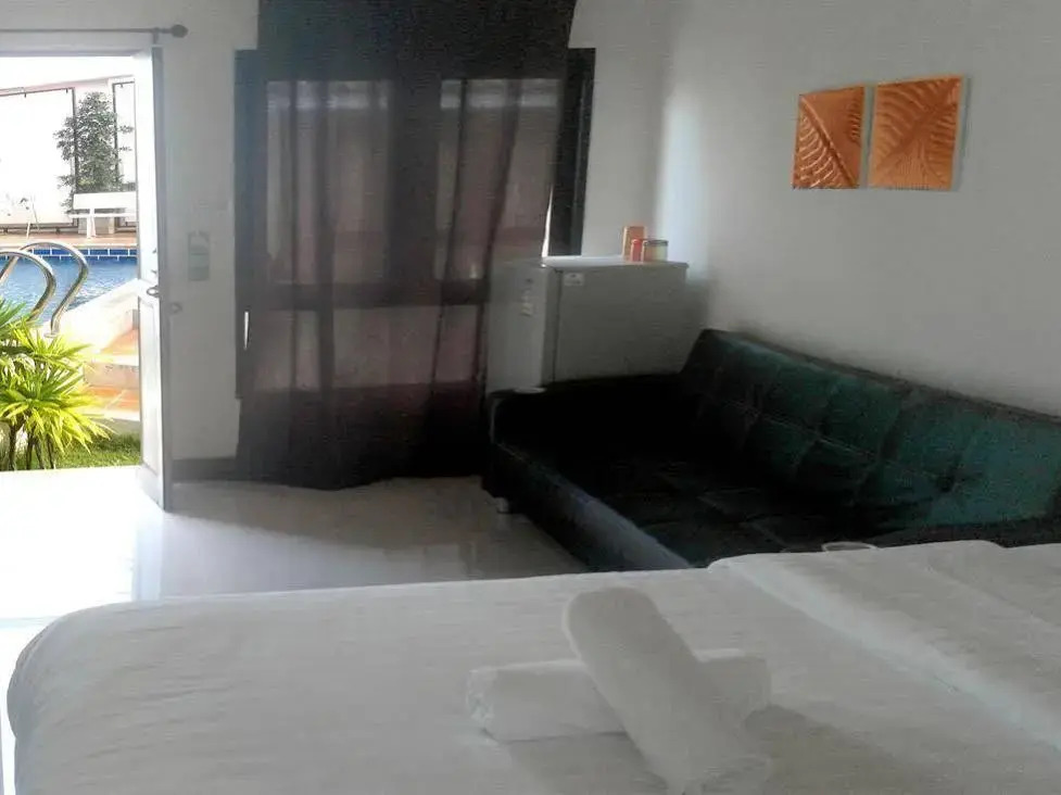 Baan Talay 51
