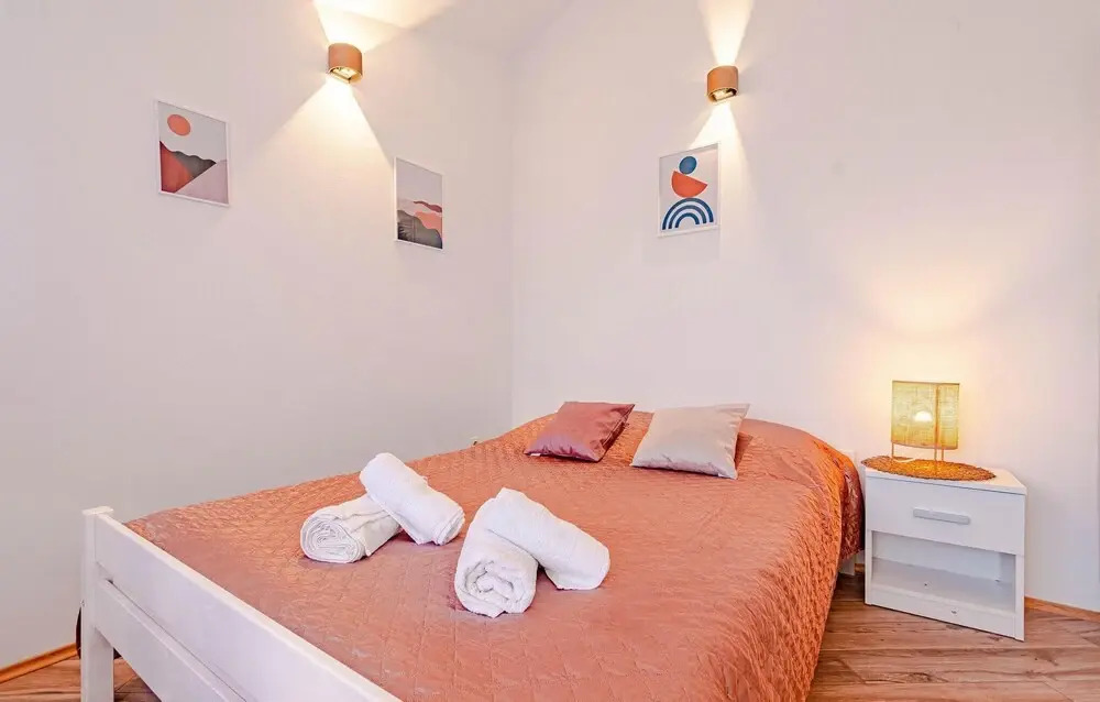 Stunning Apartment in Lumbarda With 2 Bedrooms and Wifi
