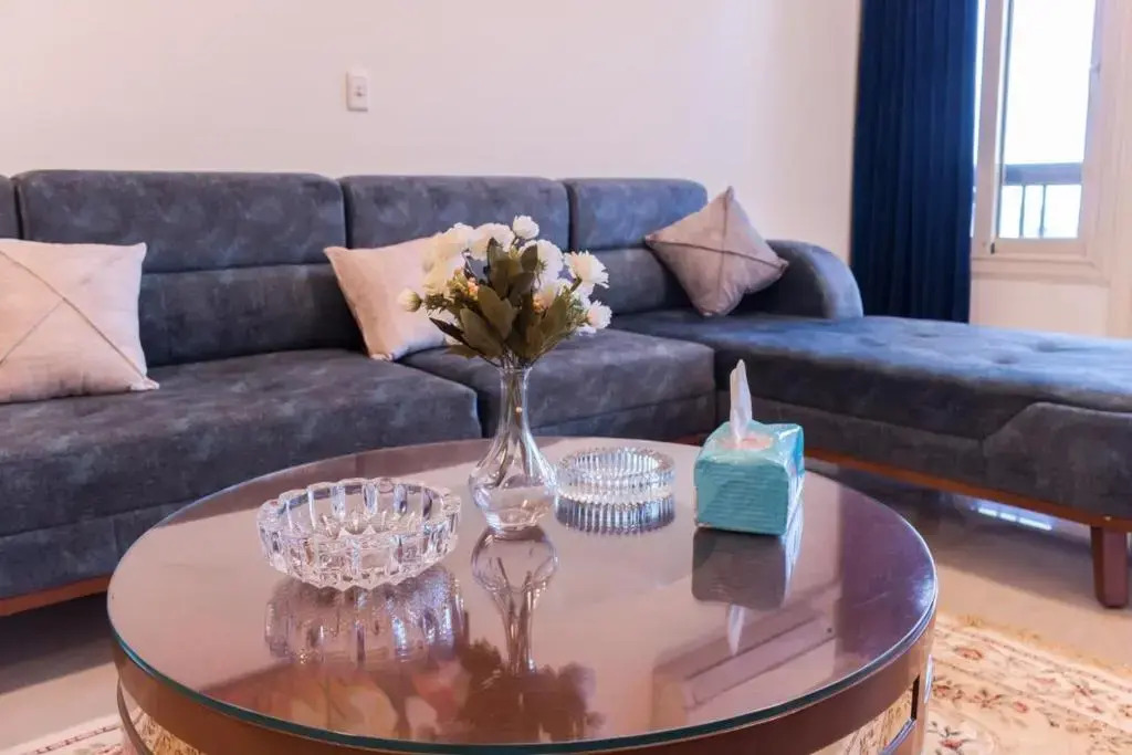 Al Corniche Residence Sea View