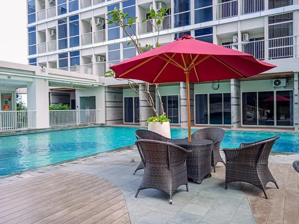 Nice and Elegant Studio near Campus at Pacific Garden Alam Sutera Apartment By Travelio