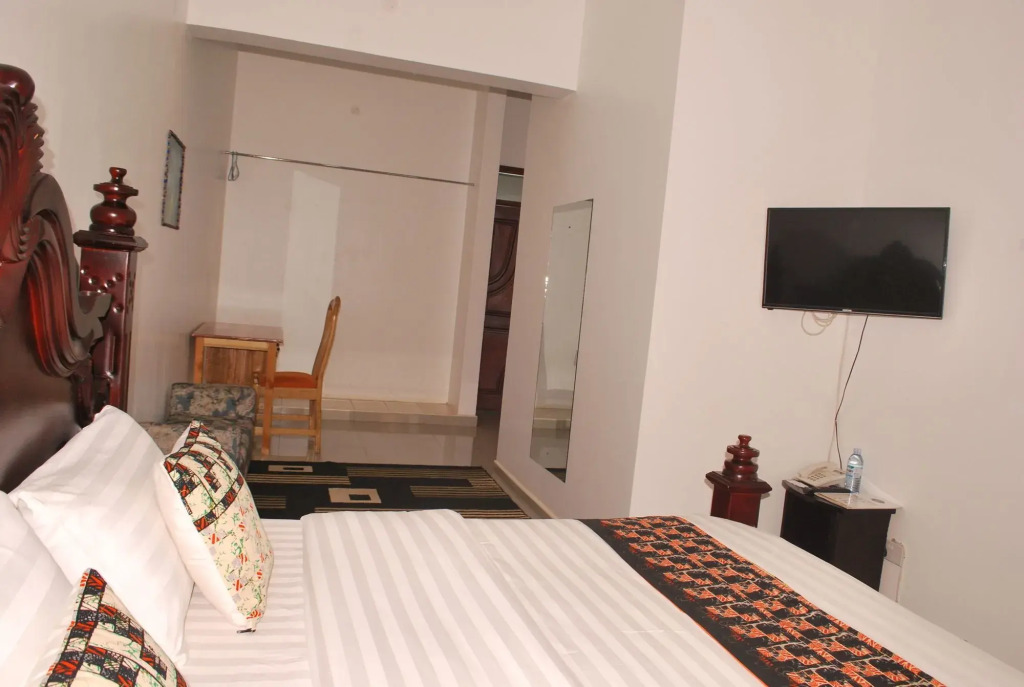Mowicribs Hotel and Spa