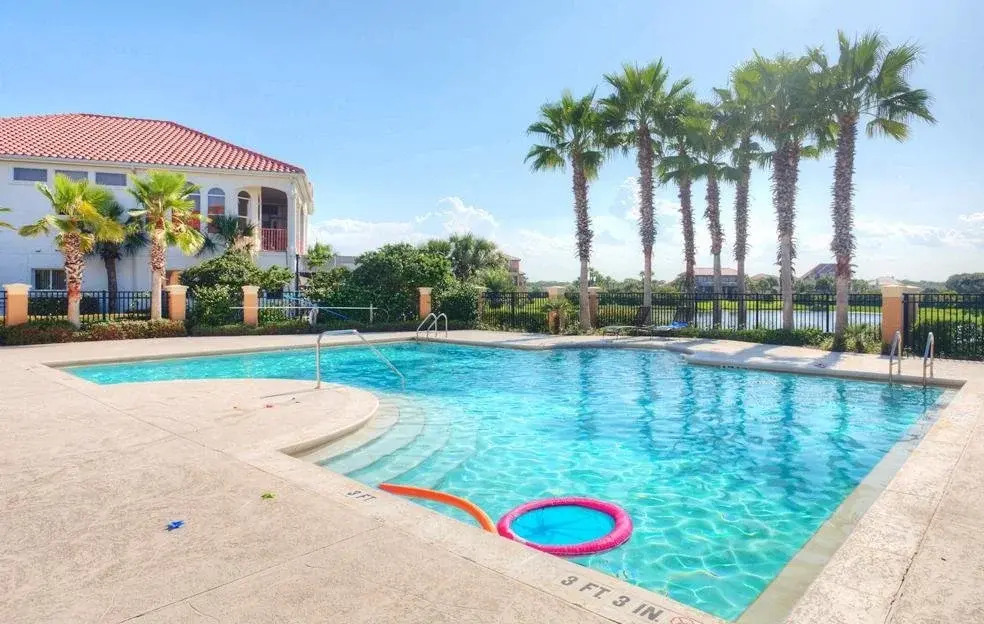 Margaritaville Beach 4 Br home by RedAwning