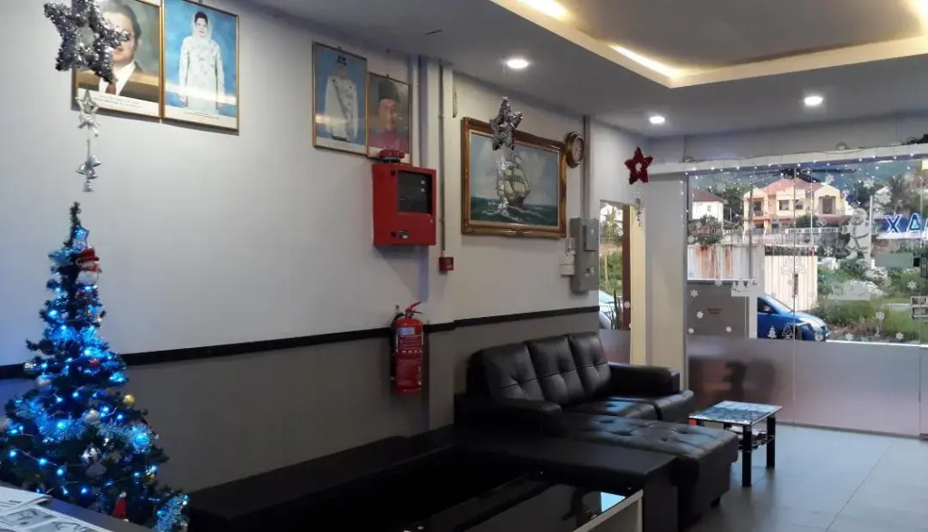 Max Ferringhi Hotel