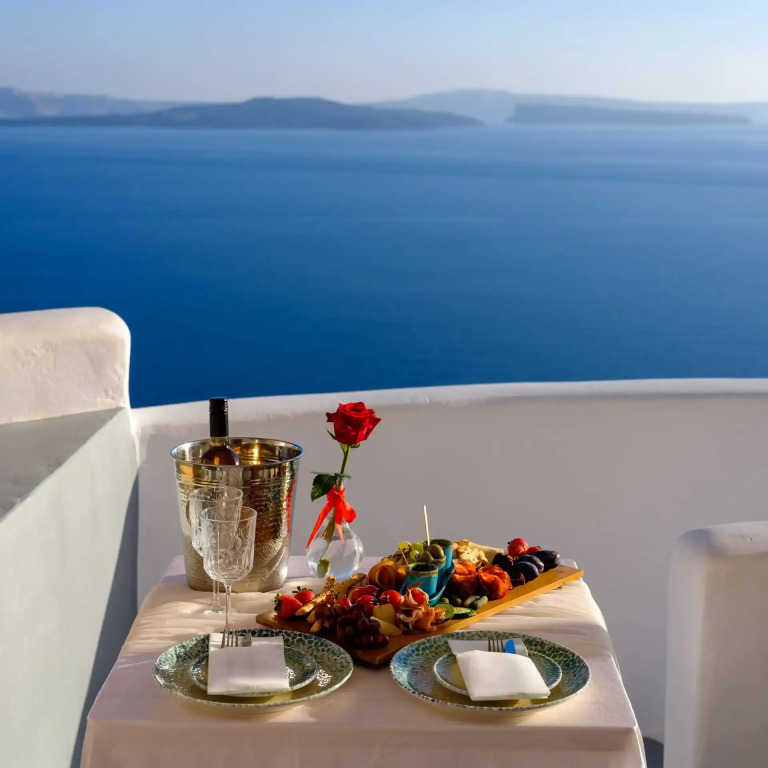 Thirea Suites