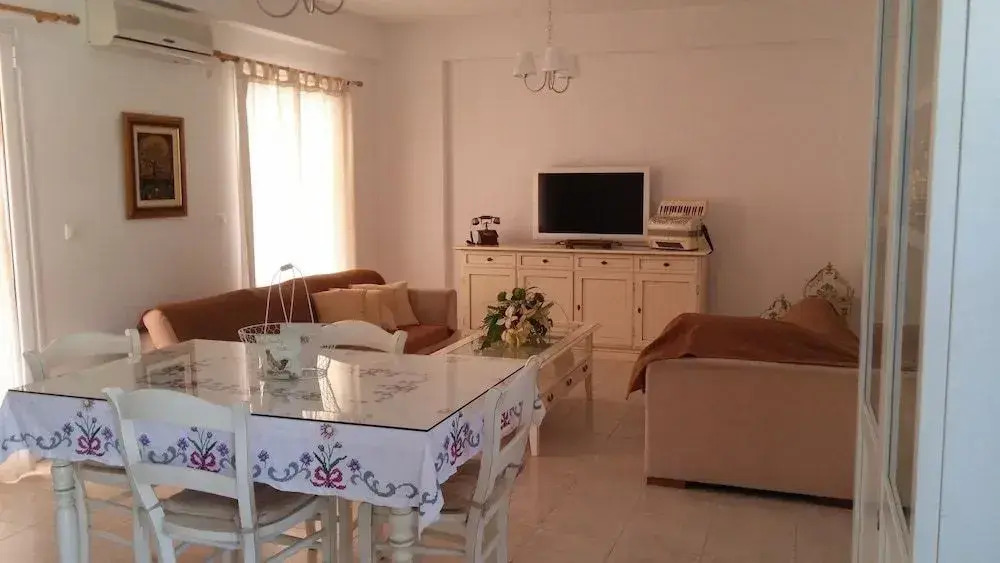 Pernari Apartments
