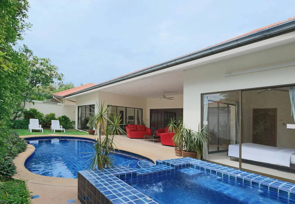Pattaya Holiday Villas