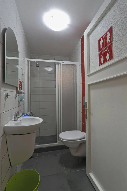 Hush Hostel Lounge
