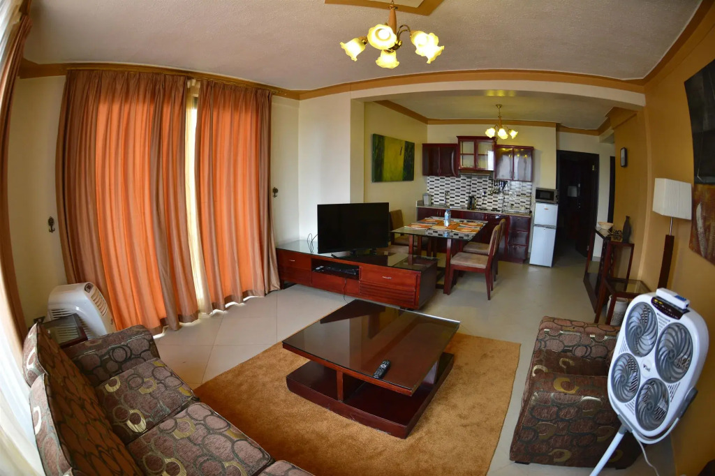 Mackinnon Suites