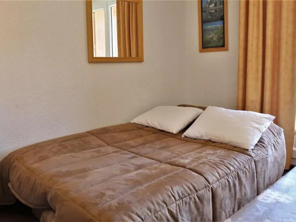 Appartement Risoul, 2 pièces, 4 personnes - FR-1-330-65