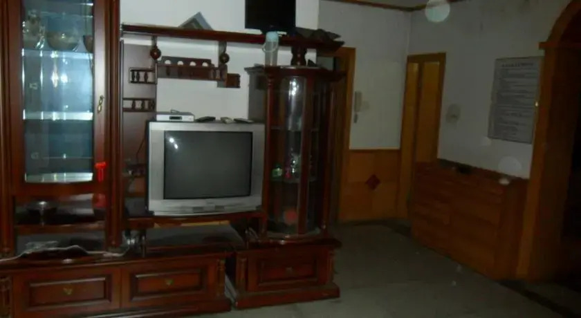 Jinri Friendship Apartment Hongjialou Road