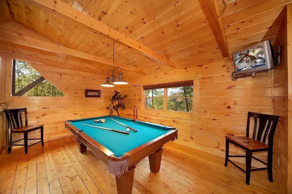 Bring your PETS Great Views Hot tub