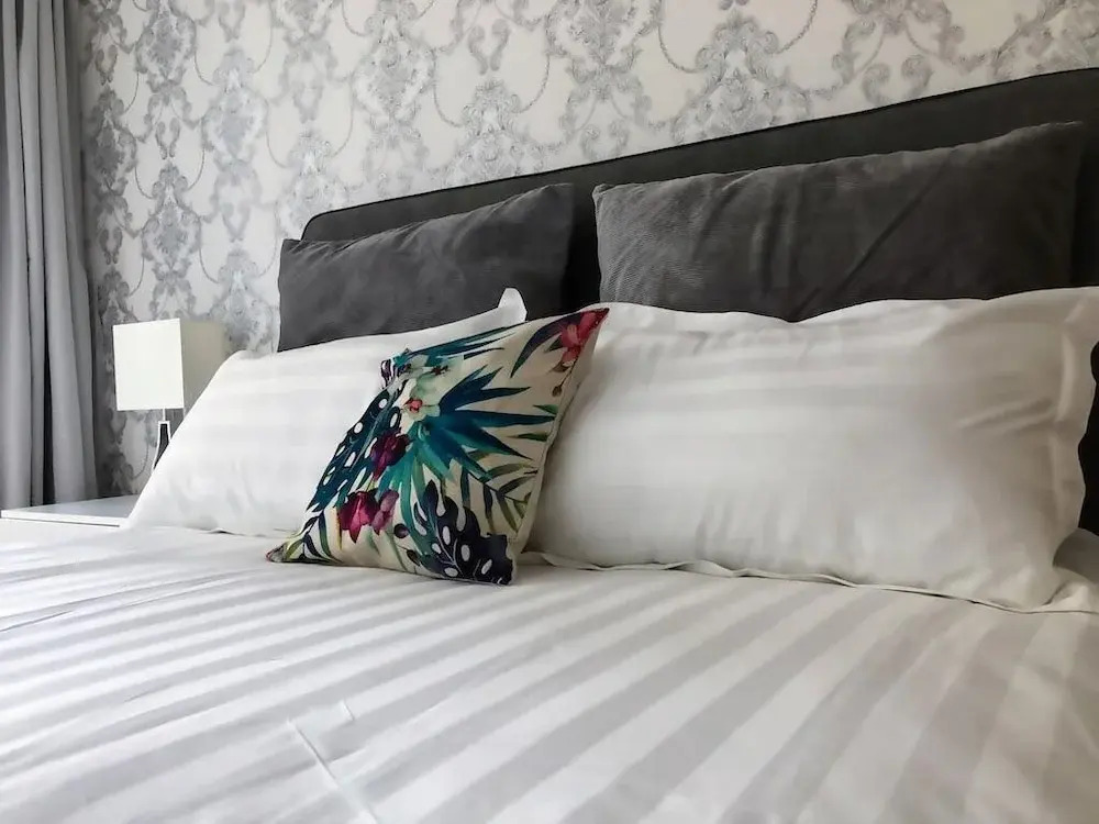 Crest Luxury Apartment - 3 Beds - 5min Twin Towers