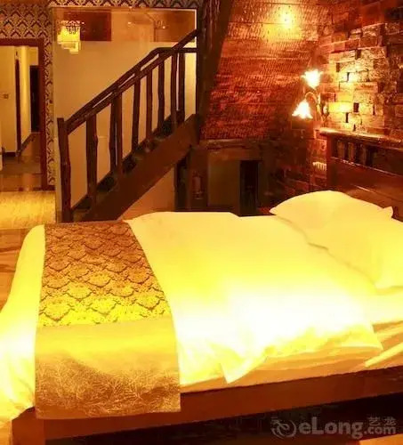 Xishuangbanna Fengweizhu Inn