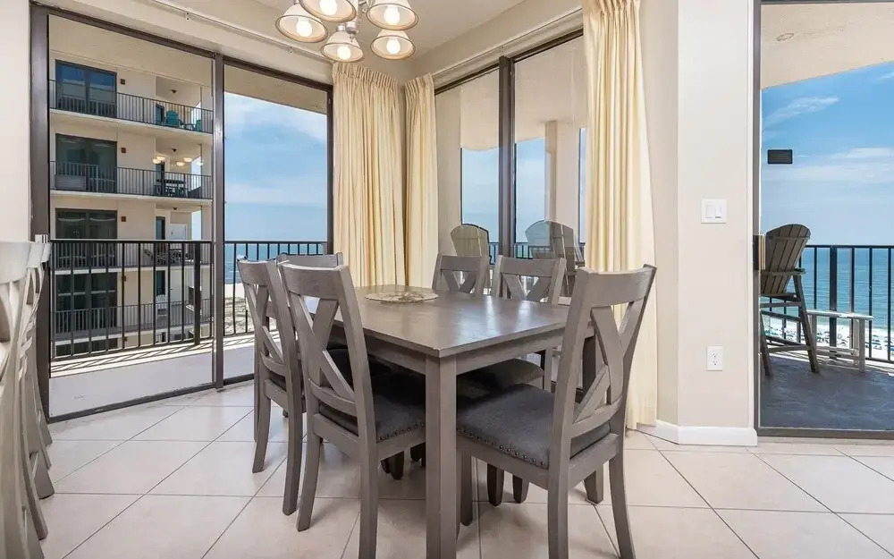 Phoenix East 1111 3 Bedroom Condo