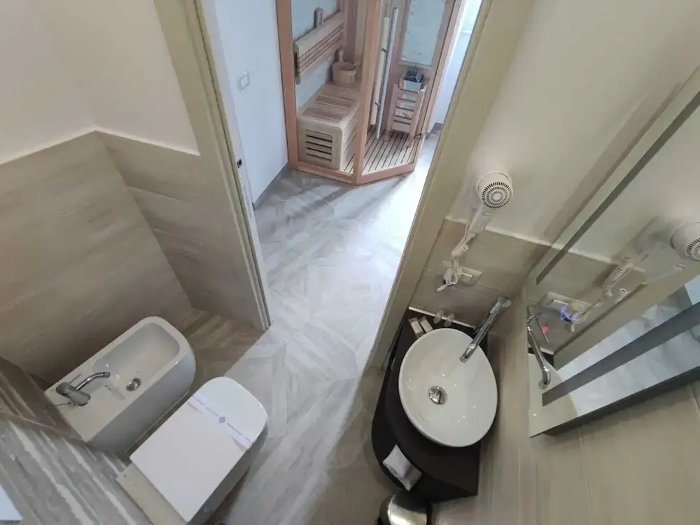 Twin Towers Naples Luxury