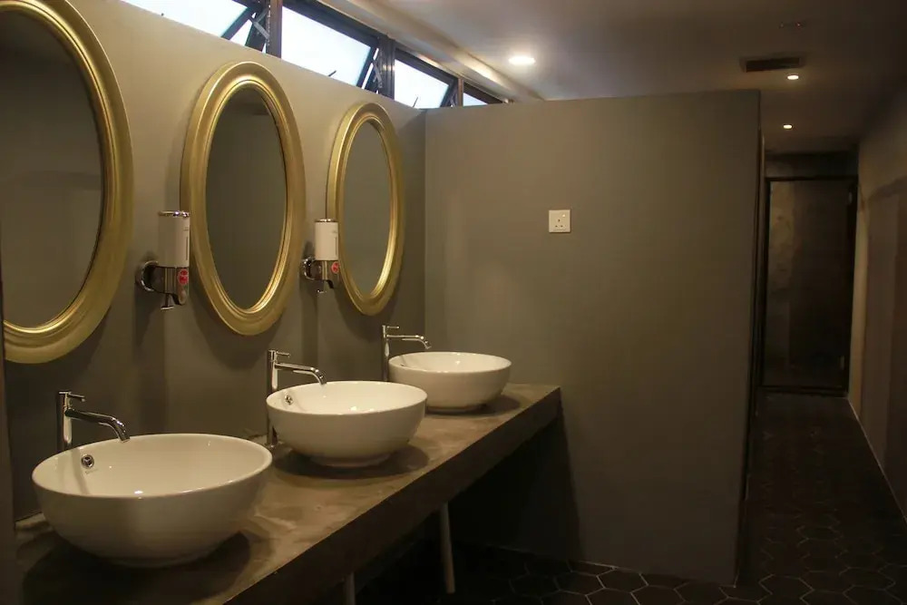 Space Cap Hotel