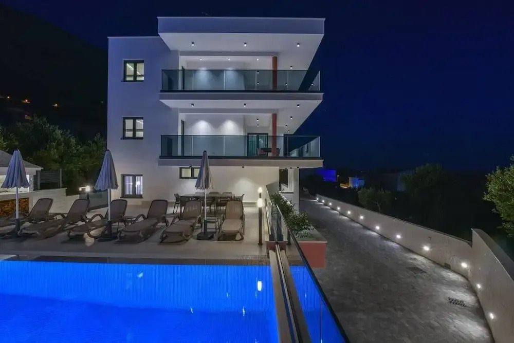 Villa VID