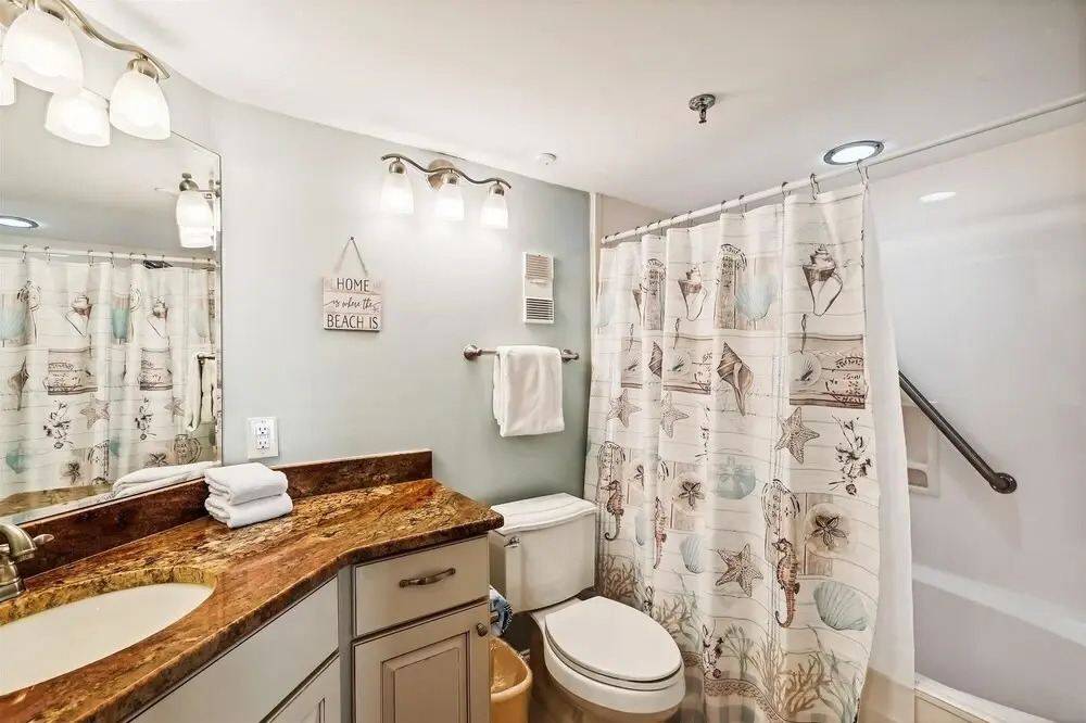 Inlet Reef 515 2 Bedroom Condo by RedAwning
