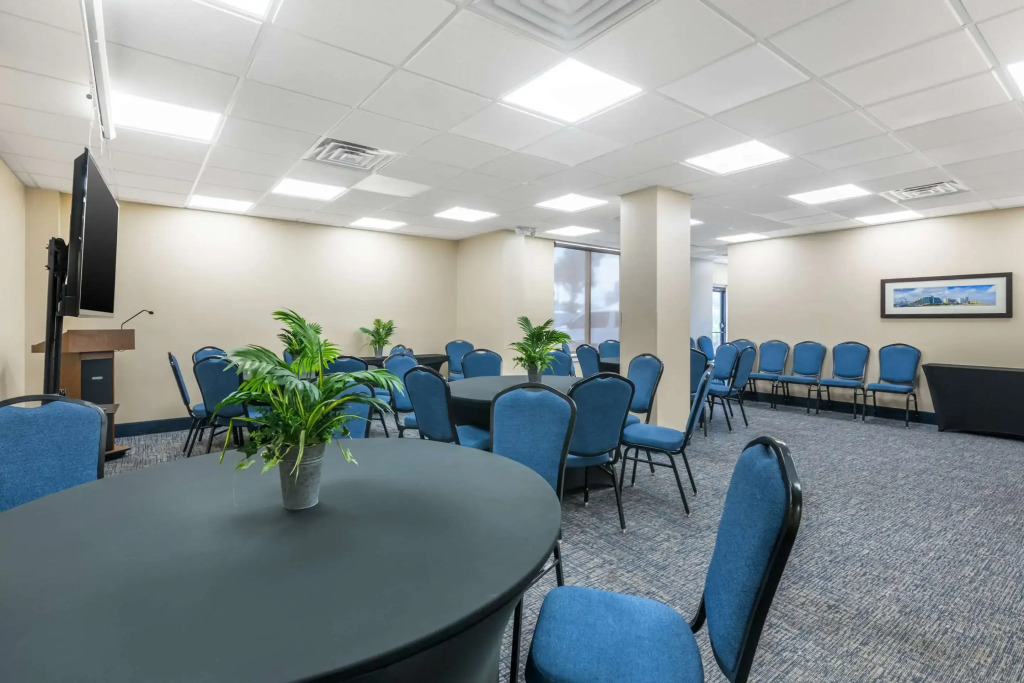 Comfort Inn & Suites Daytona Beach Oceanfront
