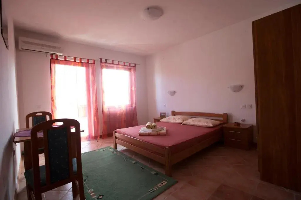 Apartments Pinus