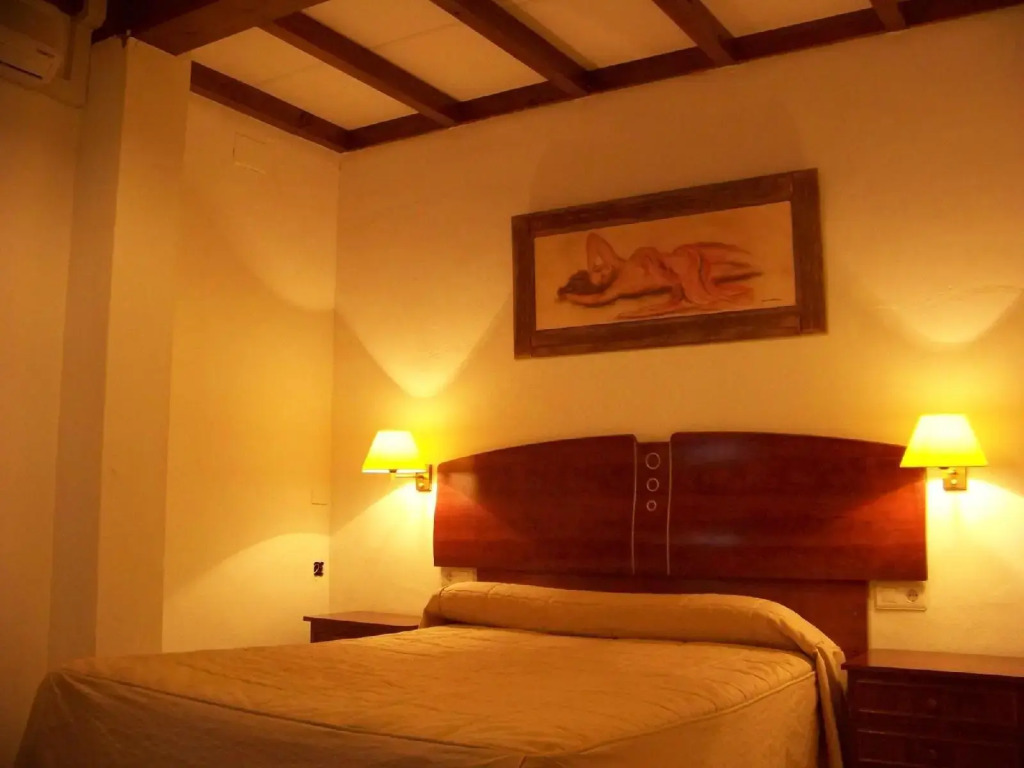 Hostal El Lirio