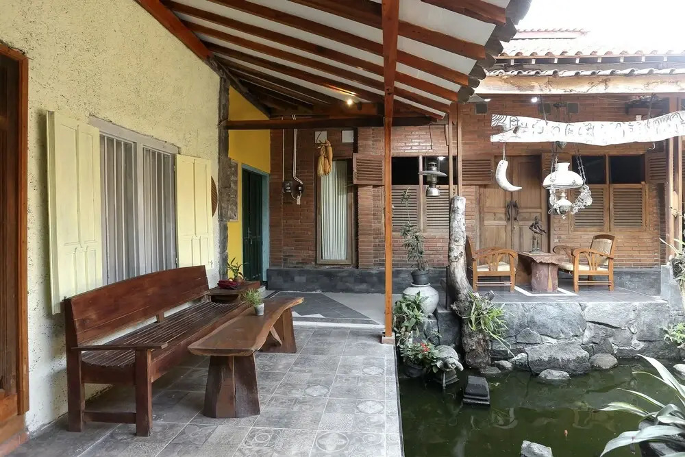 nDalem Joglo Krawitan Syariah