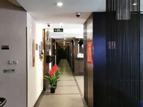 Rentai Business Hotel
