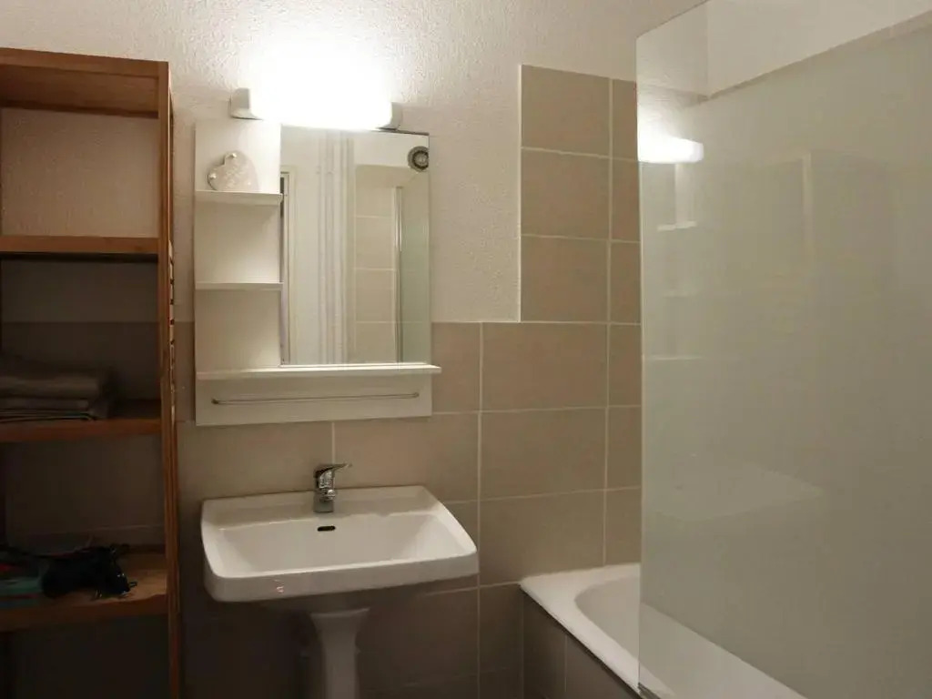 Appartement Les Orres, 2 pièces, 6 personnes - FR-1-322-442