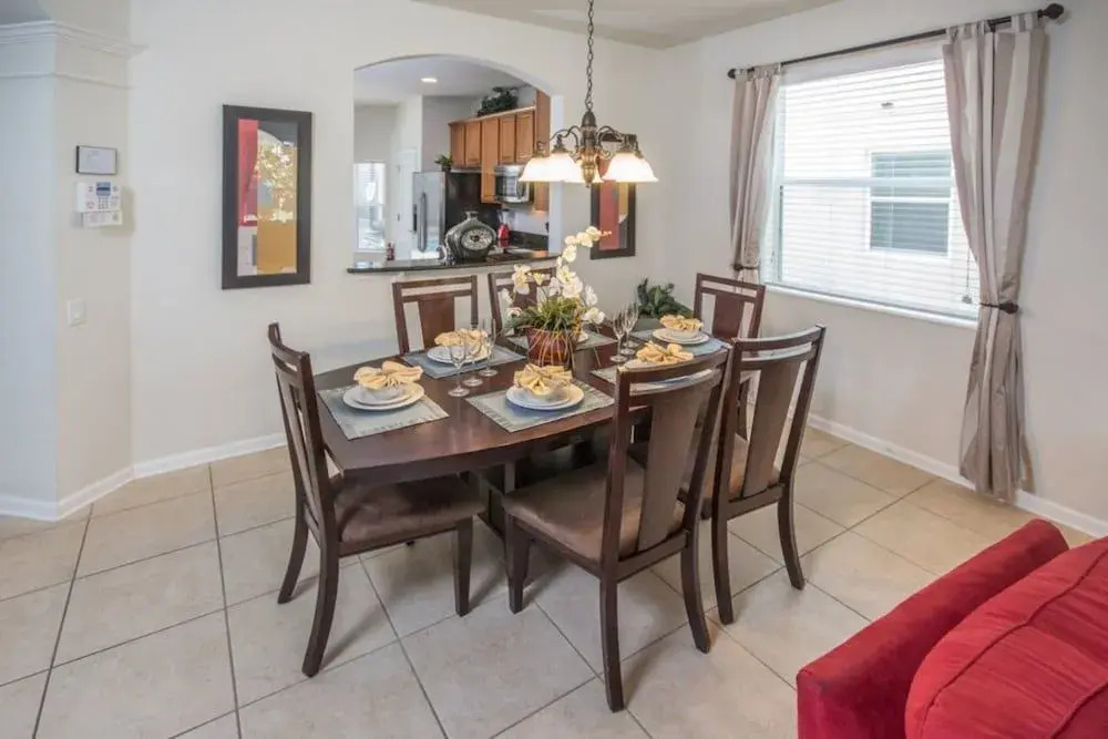 Windsor Hills 2548
