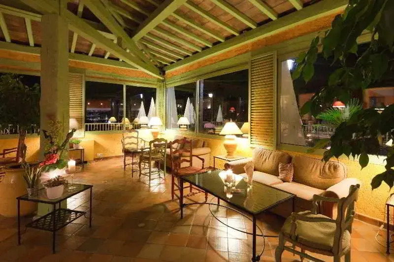 Mas d’Artigny Hotel & Spa