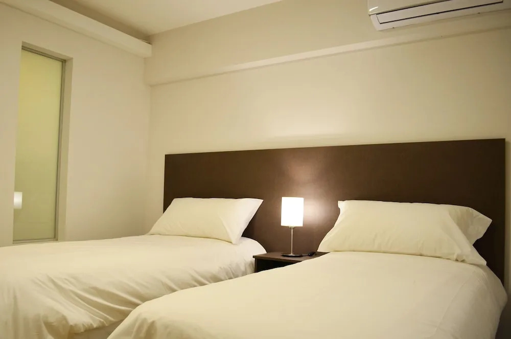 Hotel Bait